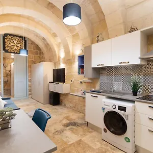 mcc-suites.hotelssaintjulians.com/
